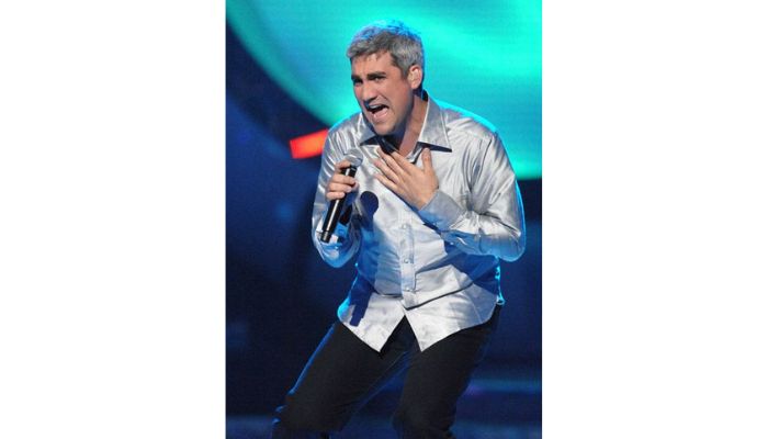 Taylor Hicks